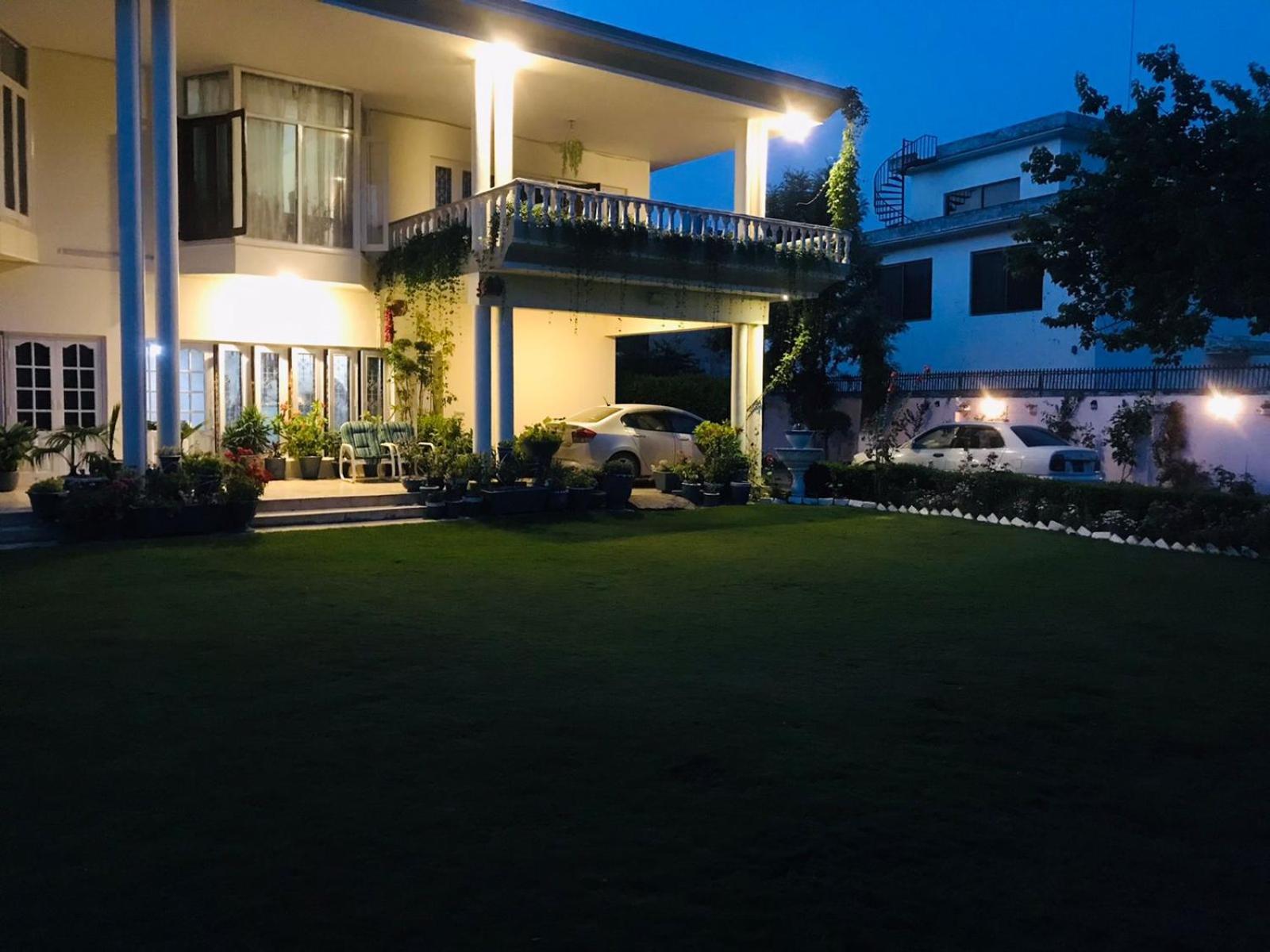 Alaf Laila Guest House Abbottabad Exterior foto