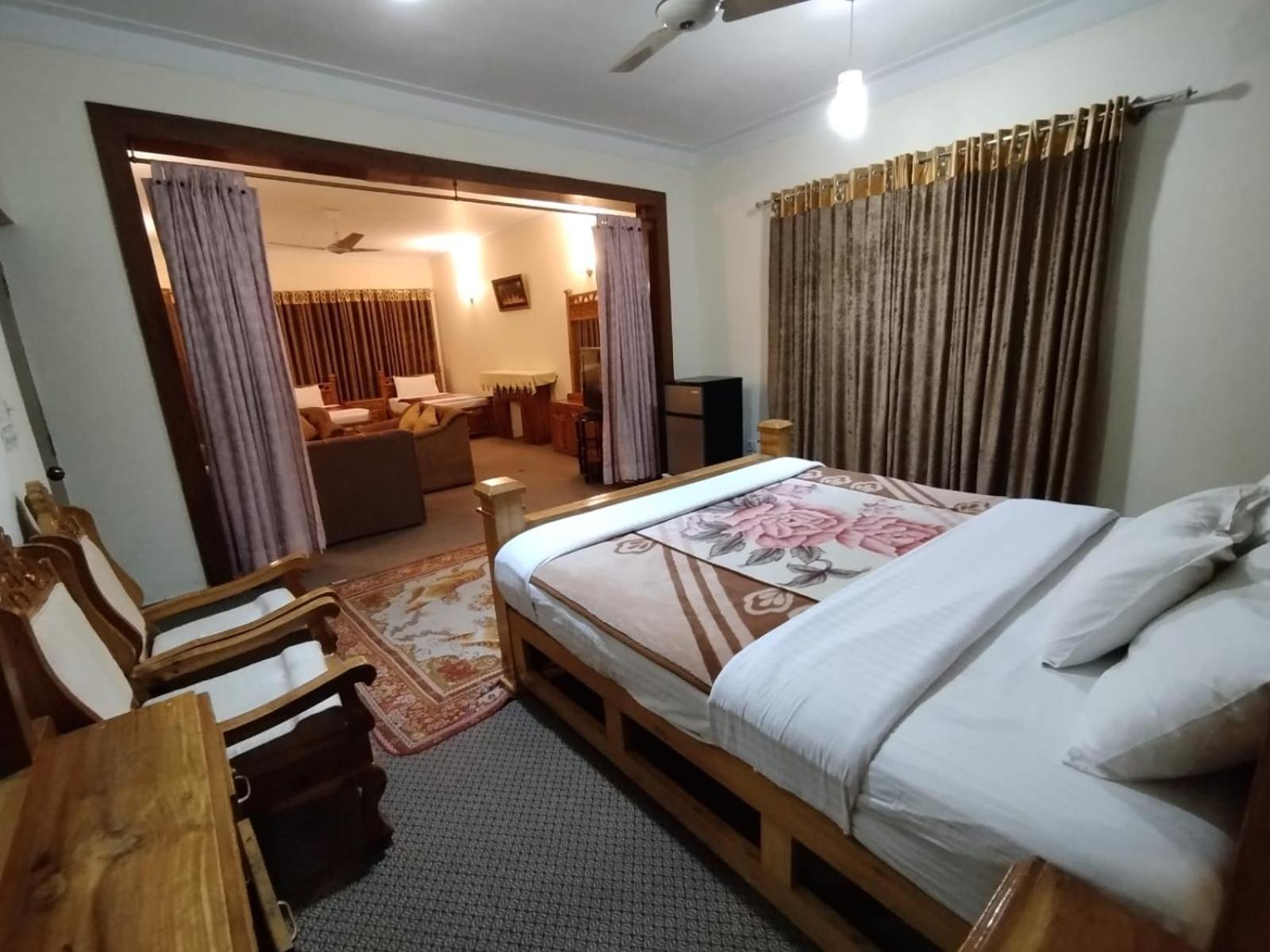 Alaf Laila Guest House Abbottabad Exterior foto