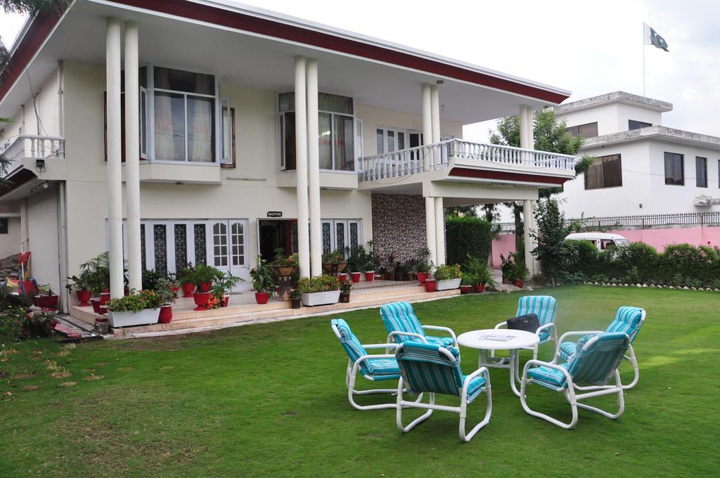 Alaf Laila Guest House Abbottabad Exterior foto