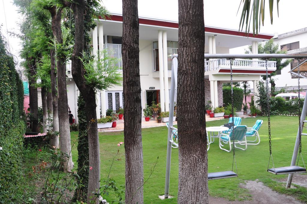 Alaf Laila Guest House Abbottabad Exterior foto